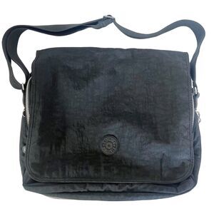 Kipling y2k Vintage Black Nylon Messenger Bag Laptop Bag Travel Bag